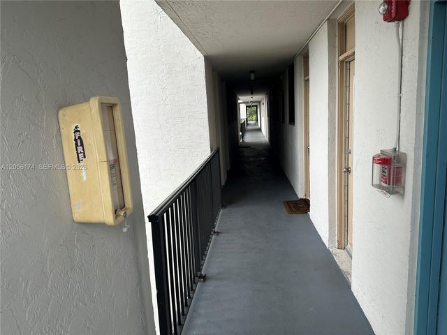 12590 NE 16th Ave 411, North Miami, FL 33161