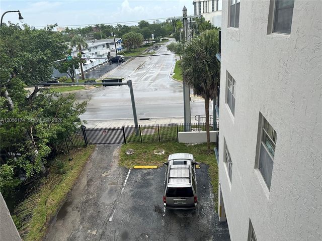 12590 NE 16th Ave 411, North Miami, FL 33161