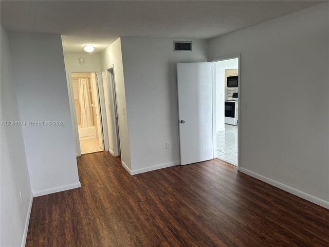 12590 NE 16th Ave 411, North Miami, FL 33161