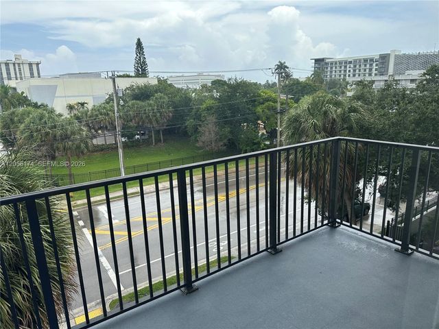 12590 NE 16th Ave 411, North Miami, FL 33161