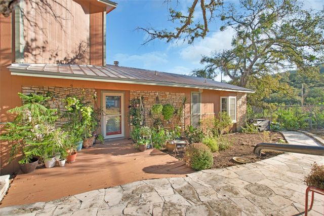 414 Morgan Creek DR, Burnet, TX 78611