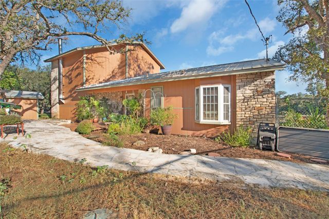 414 Morgan Creek DR, Burnet, TX 78611