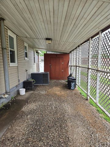 302 W 9th Street West, Huntington, WV 25704