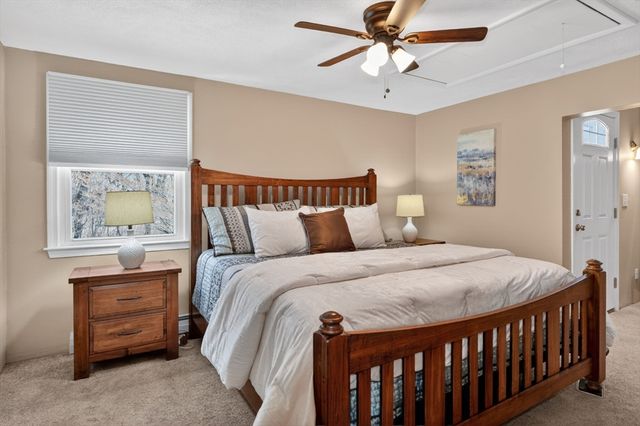 3 Elizabeth Ave, Burlington, MA 01803