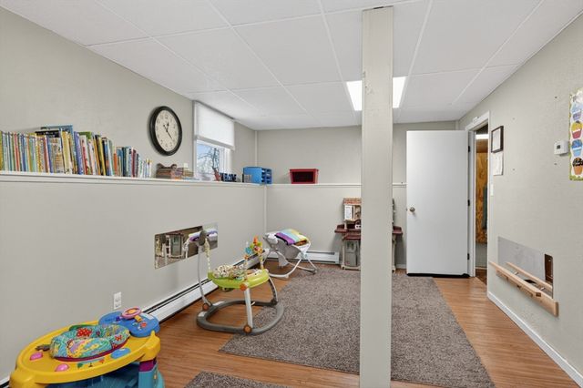 3 Elizabeth Ave, Burlington, MA 01803