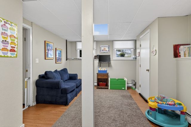 3 Elizabeth Ave, Burlington, MA 01803