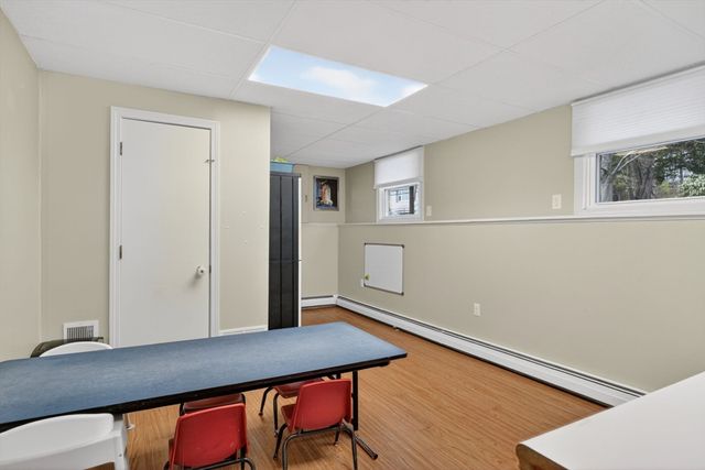 3 Elizabeth Ave, Burlington, MA 01803
