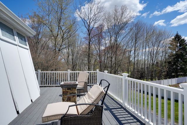 3 Elizabeth Ave, Burlington, MA 01803