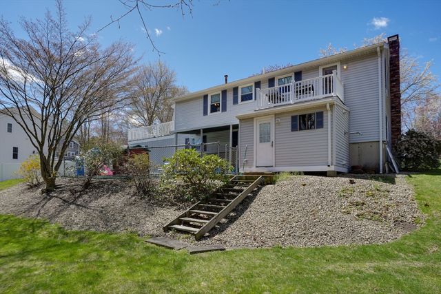 3 Elizabeth Ave, Burlington, MA 01803