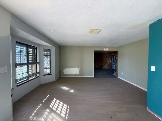 1821 W Columbia, Lancaster, CA 93534