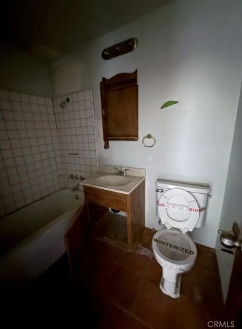 1821 W Columbia, Lancaster, CA 93534