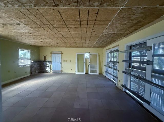 1821 W Columbia, Lancaster, CA 93534