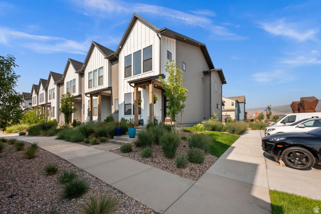 3189 N STARDEW ST, Eagle Mountain, UT 84005 — exterior