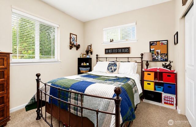 9039 176th Avenue SW, Rochester, WA 98579