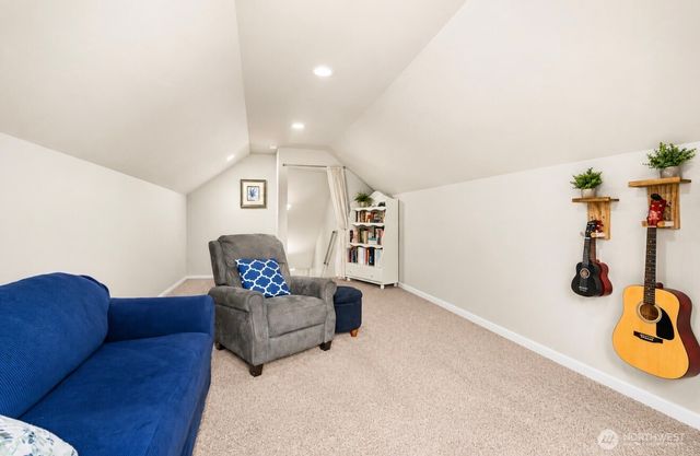 9039 176th Avenue SW, Rochester, WA 98579
