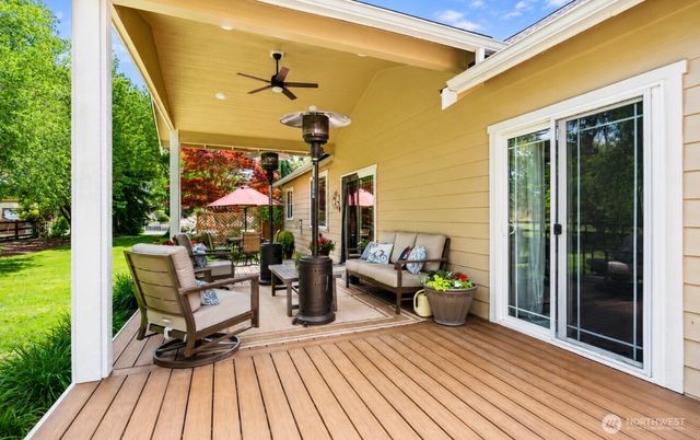 9039 176th Avenue SW, Rochester, WA 98579
