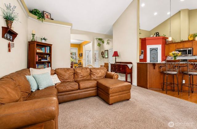 9039 176th Avenue SW, Rochester, WA 98579