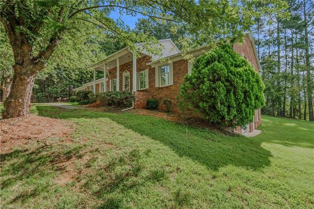 2160 Margaret Drive, Mount Airy, NC 27030