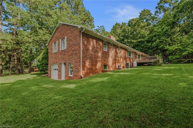 2160 Margaret Drive, Mount Airy, NC 27030