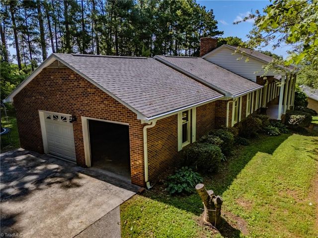 2160 Margaret Drive, Mount Airy, NC 27030