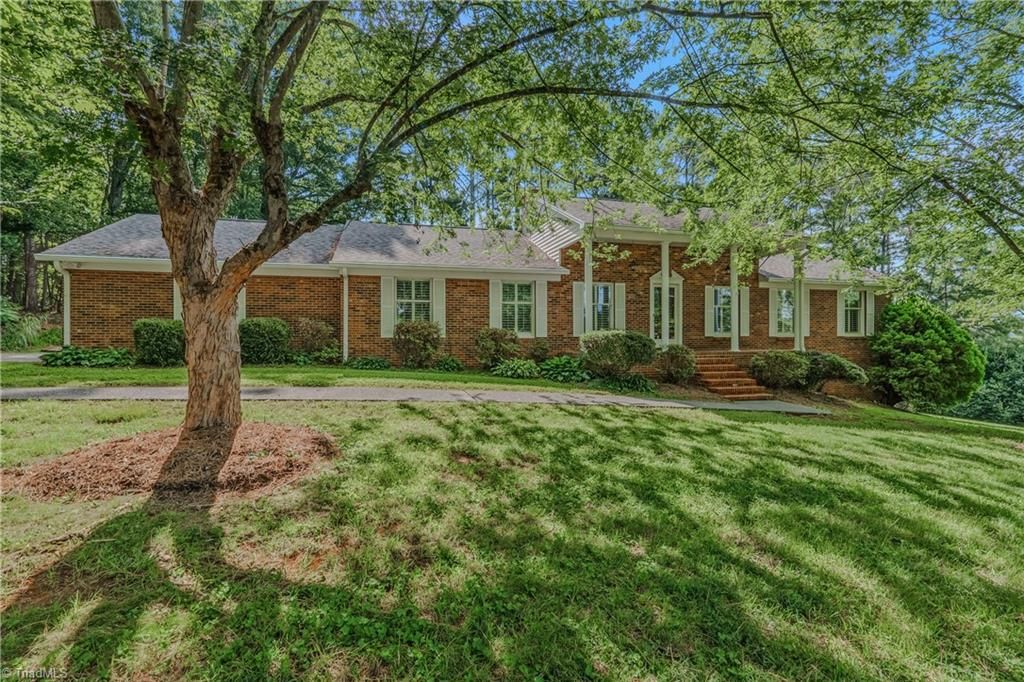 2160 Margaret Drive, Mount Airy, NC 27030
