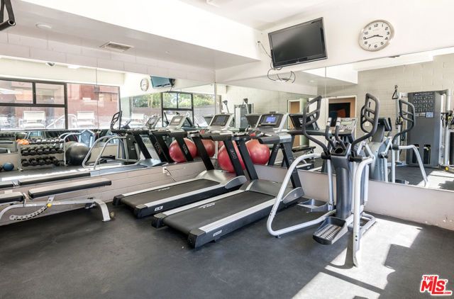 1033 Carol Drive T13, West Hollywood, CA 90069