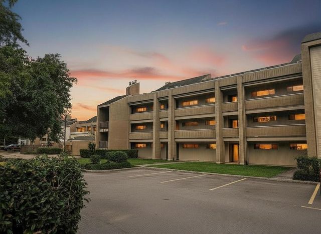 12600 Melville Drive 328B, Montgomery, TX 77356
