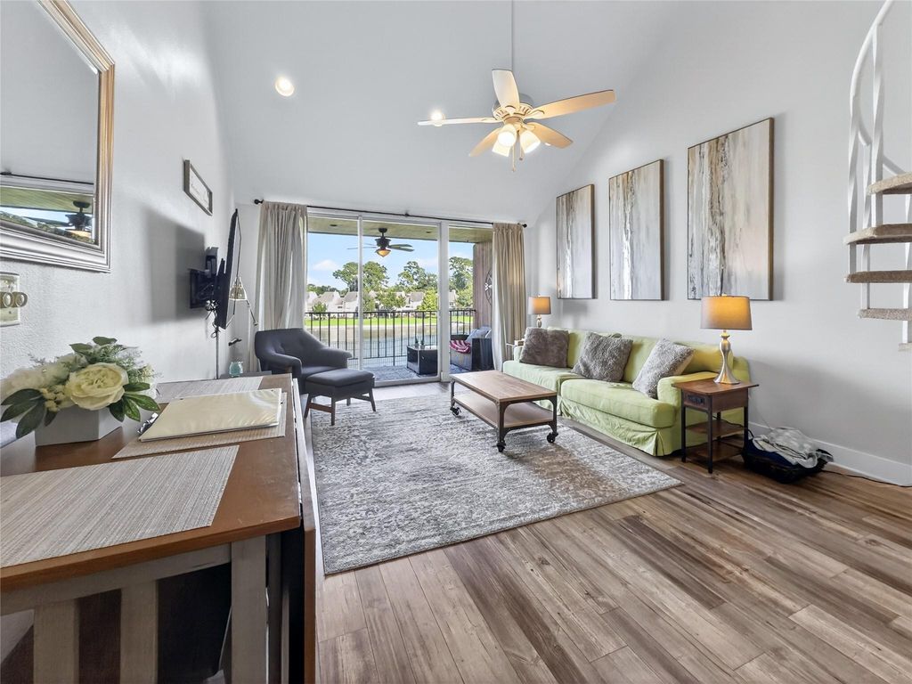 12600 Melville Drive 328B, Montgomery, TX 77356