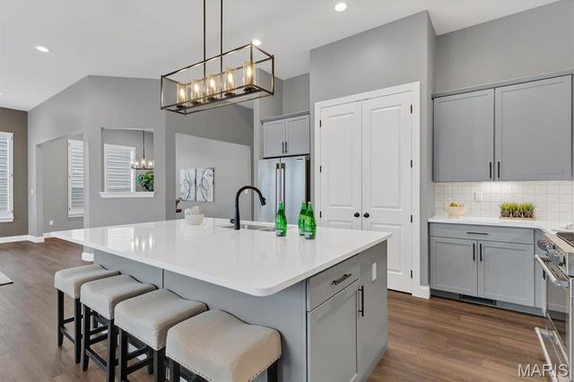 2043 Windswept Farms Drive, Eureka, MO 63025