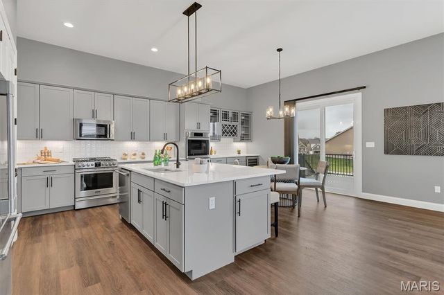 2043 Windswept Farms Drive, Eureka, MO 63025