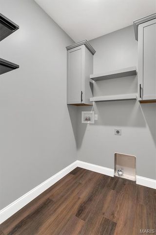 2043 Windswept Farms Drive, Eureka, MO 63025