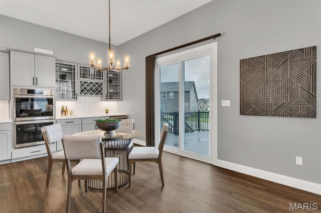 2043 Windswept Farms Drive, Eureka, MO 63025