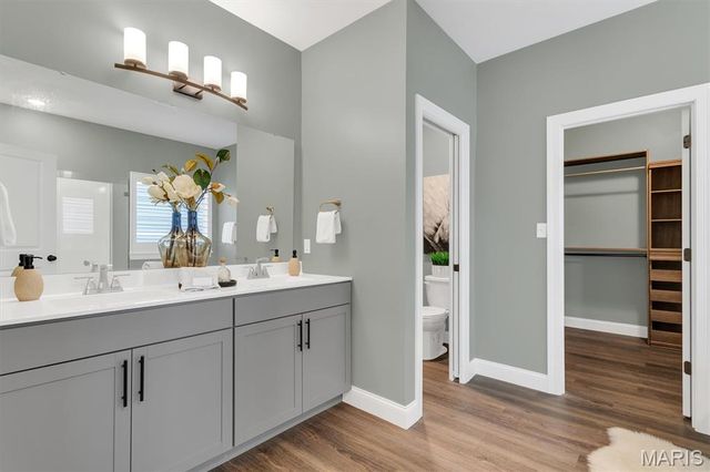 2043 Windswept Farms Drive, Eureka, MO 63025