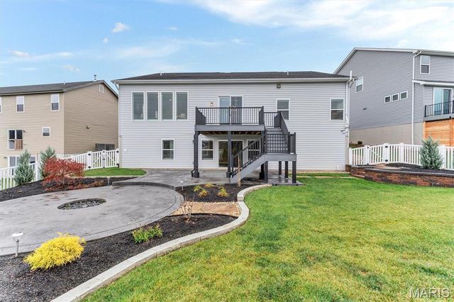 2043 Windswept Farms Drive, Eureka, MO 63025