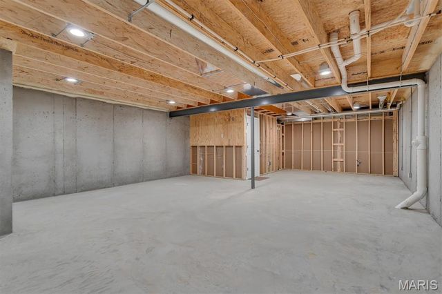 2043 Windswept Farms Drive, Eureka, MO 63025