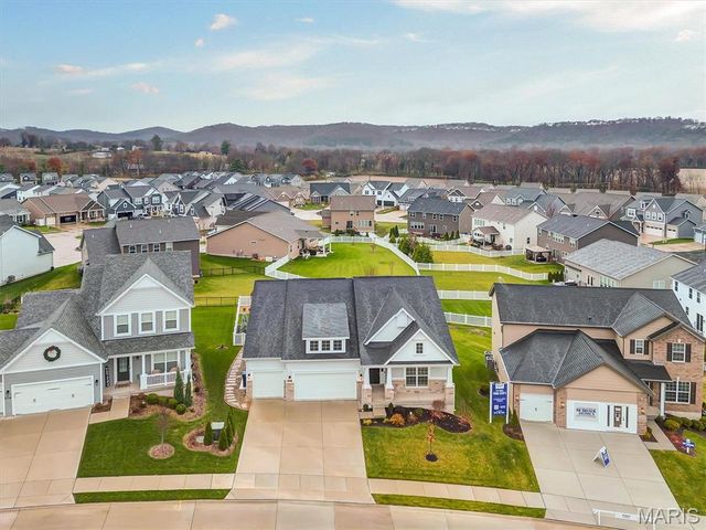 2043 Windswept Farms Drive, Eureka, MO 63025