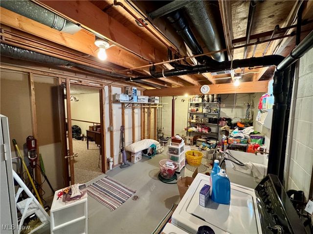 418 Hamilton Avenue NE, Massillon, OH 44646