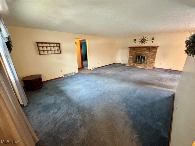 418 Hamilton Avenue NE, Massillon, OH 44646