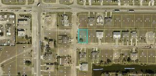 821 NE 15th LN, Cape Coral, FL 33909