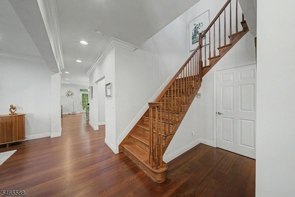 25 Mc Nish Way, West Caldwell Twp., NJ 07006 — photo 3