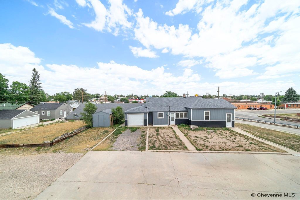 1518 E 14TH ST, Cheyenne, WY 82001