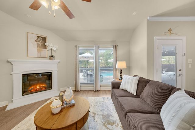 502 Royal Oaks Lane, Oak Point, TX 75068