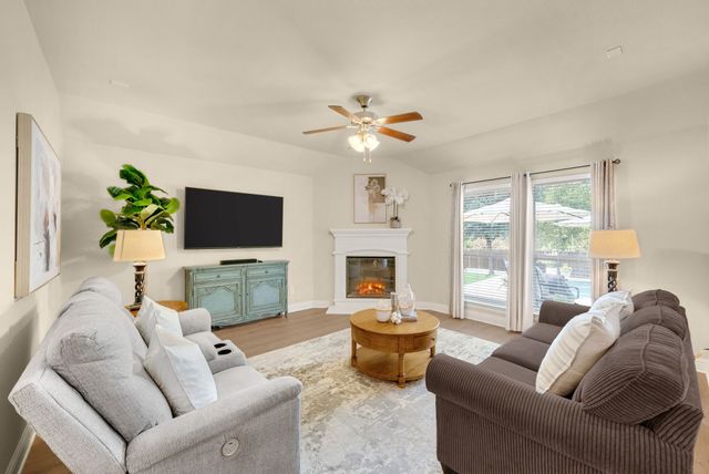 502 Royal Oaks Lane, Oak Point, TX 75068