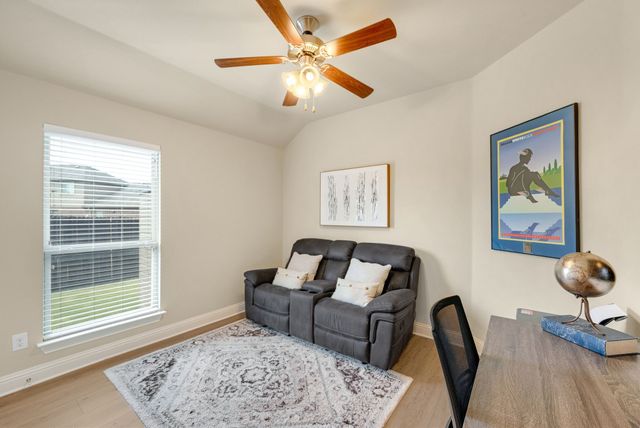 502 Royal Oaks Lane, Oak Point, TX 75068