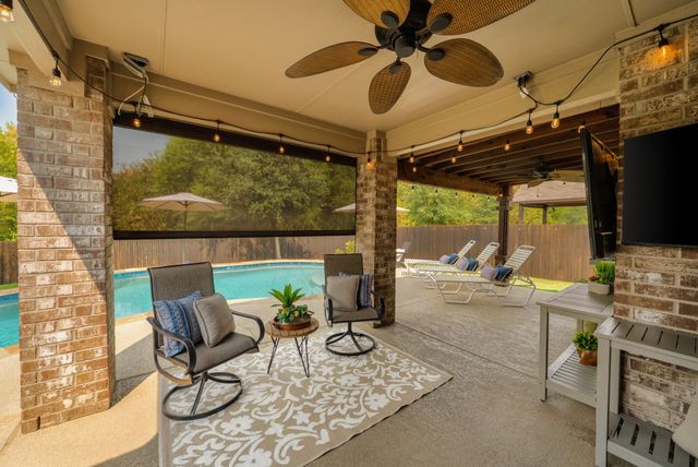 502 Royal Oaks Lane, Oak Point, TX 75068