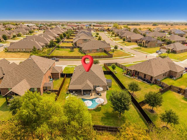 502 Royal Oaks Lane, Oak Point, TX 75068