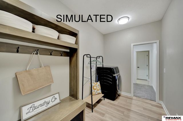 10325 S 77th Street, Lincoln, NE 68526