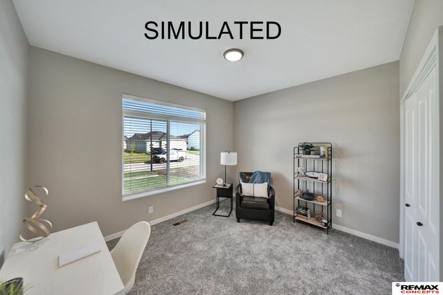 10325 S 77th Street, Lincoln, NE 68526