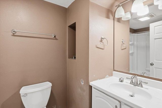 2607 N Crestline St, Spokane, WA 99207