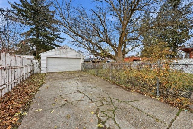 2607 N Crestline St, Spokane, WA 99207